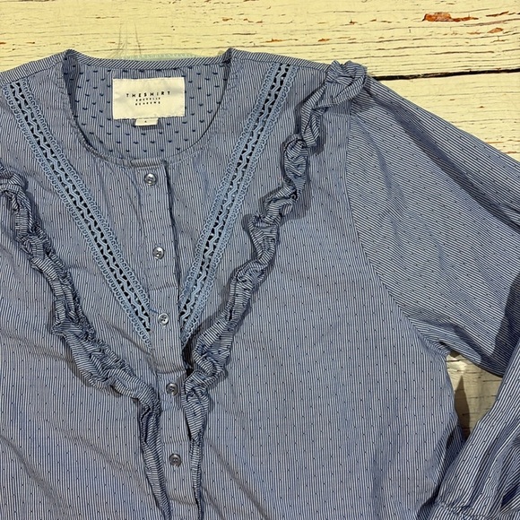 The Shirt Rochelle Behrens Stripe Ruffle Trim Button Front Blouse - Picture 4 of 9